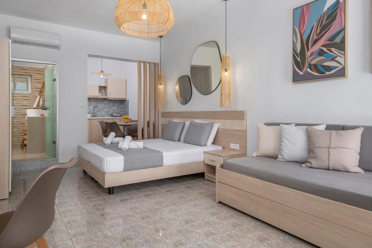 V&C Paradise Apartments Rodakino Exterior photo