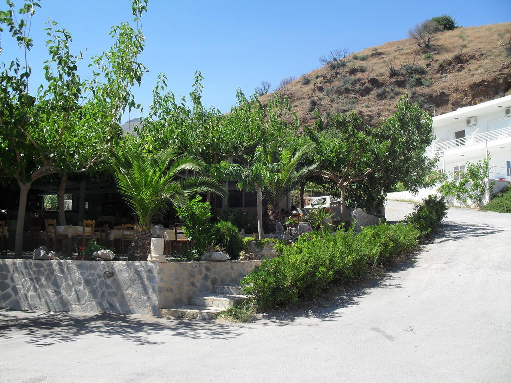 V&C Paradise Apartments Rodakino Exterior photo